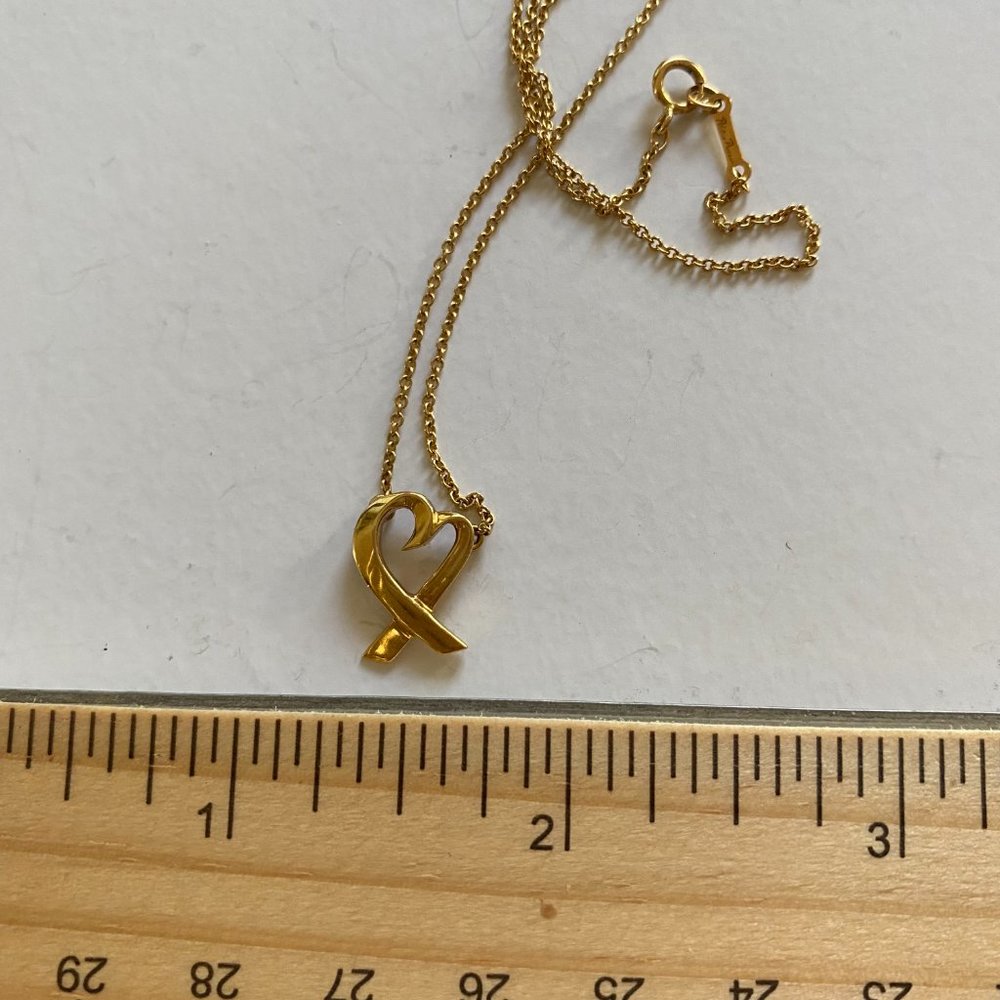Tiffany & Co. Necklace 18K Gold Loving Heart Picasso - Picture 4 of 7